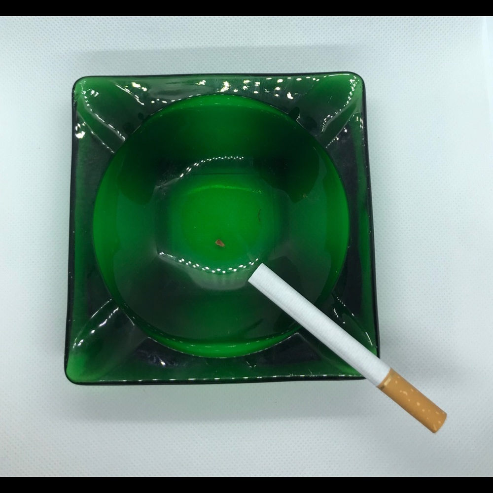 Vintage Anchor Hocking Green Art Glass Ashtray